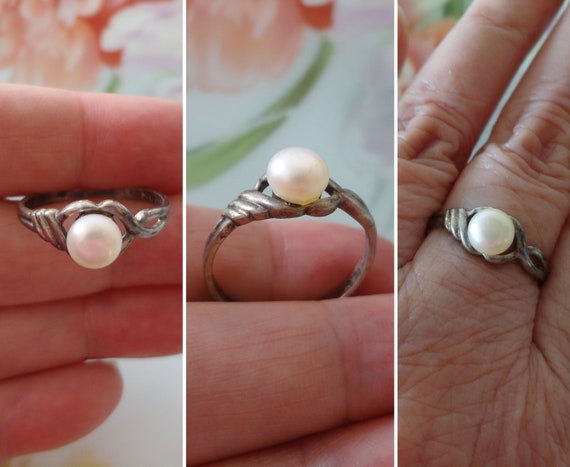 Vintage Sterling Silver Pearl Ring Size 8 Has Des… - image 1