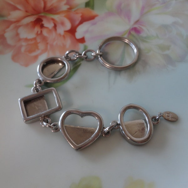 Vintage Picture Frame Keychain Key Ring Silver Plated Metal Four Frames For Your Sentimental Photo's Round-Oval-Heart & Rectangle Shapes