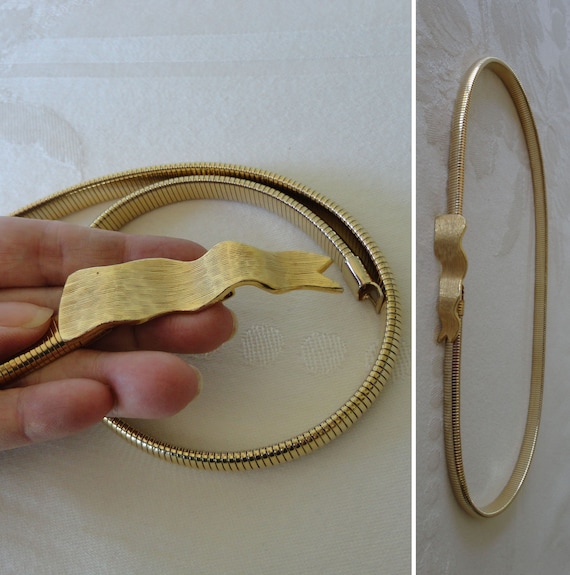 Vintage Accessocraft NYC Gold Stretch Omega Snake 