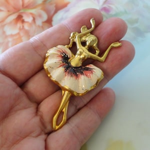 1940s Brooch - Etsy