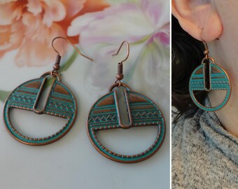 Boucles D'oreilles Percées Cœur En Nacre - Style Rétro Couleur Argent - Occasion
