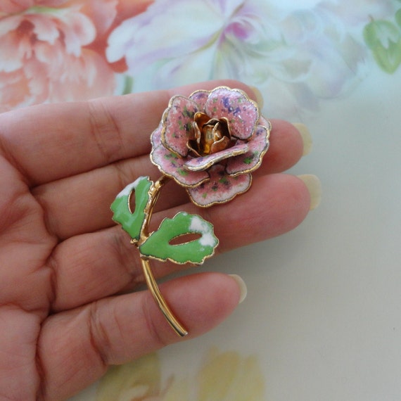Vintage enamel flower sale pins
