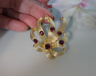 Vintage Purple Rhinestone Bow Brooch Pin Dark Purple Foiled Rhinestones Curved Ribbon Bow Design Gold Plated Metal Estate Jewelry