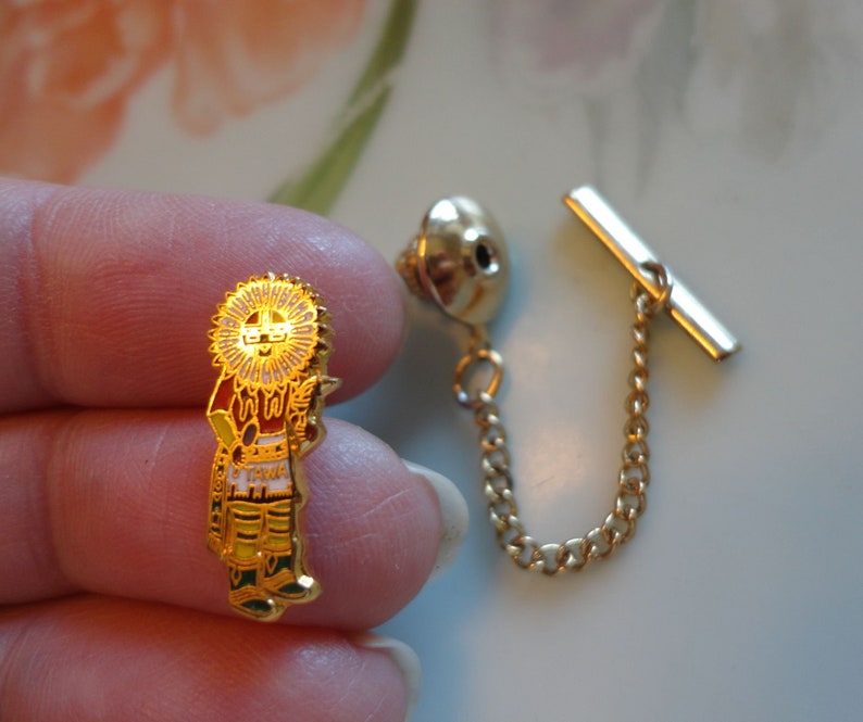 Vintage Native American Hopi Tawa Sun Kachina Doll Enamel Pinback Pin Chain Tie Tack Lapel Pin