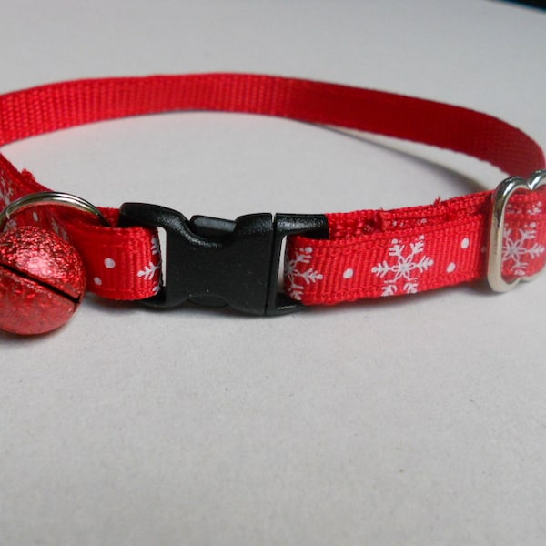 Winter Breakaway Cat or Kitten Collar - Snowflakes