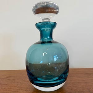 Vintage Aqua Blue Art Glass Decanter with Stopper, Mid Century Modern Barware, Hand Blown Look, Retro Glass Bottle, Empoli Style, Blue Glass