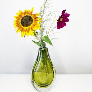 Murano Sommerso Vase Olive Green – Mid Century Italian Art Glass – Flavio Poli Style – Vintage Teardrop Glass Vase – 1960s Seguso Era