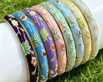 Vintage Jewelry, Vintage Cloisonne Bangle Bracelet, Flower Jewelry, Ten Different Colors, Wedding Gifts, Gifts for Mom