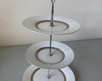 3-Tier China Cake Stand-Free Shipping!