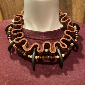 Bear claw leather choker