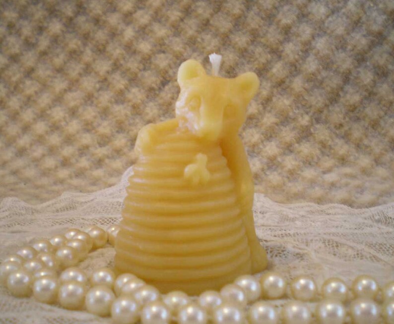 Pure Natural Pure Beeswax Bear /& Skep Candle bees wax