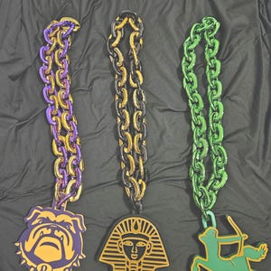 Game Day Jumbo Chains & Medallion