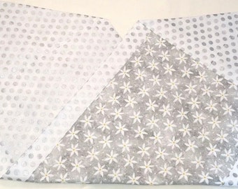 Frühling Sommer Blumen Tischläufer Grau Weiß Glänzend Silber Polka Dot 102cm L Waschbar