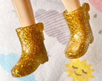 Middie Blythe Gold glitter boots (shoes)