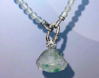 Collar de Buda Sonriente de Jade: Colgante de jade verde natural, Buda Feliz tallado a mano con detalles de circonitas, regalo para amantes de la espiritualidad.