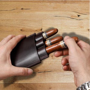 Estuches de cuero personalizados para puros, caja de puros portátil para viajes, soporte para puros de 3 dedos para regalos de novio, funda para puros con logotipo y nombre personalizado