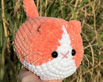 Gato de peluche de ganchillo / Hecho a mano / Gato de pan / Atigrado naranja