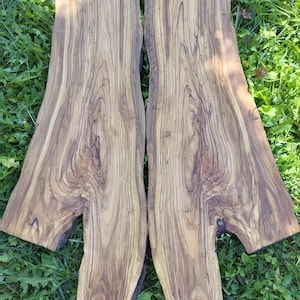 Olive wood:symmetrical piece.   33,4/9,8/1,18 inches