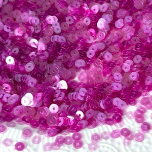 Sequins (5 gr) 4 mm,  Flat Round, Transparent glossy, Plum color, Paillettes, Loose Sequins for hand embroidery, Tiny Sequins, P726