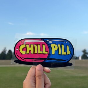 Pegatina divertida impermeable para coche, divertida pegatina de pastilla relajante para coche nuevo, regalo para él, pegatina de Instagram para ventana de coche, portátil, botella