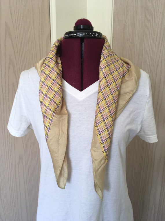 Lovely rare 1970s golden plaid handkerchief vinta… - image 3