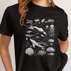 Comfort Colors® Sea Animals 90s Vintage Style T-Shirt, Retro Y2k Ocean Shirt, Sealife, Whale, Orca, Turtle, Dolphin Shirt, Gift For Her