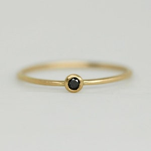 Black diamond, 750 yellow gold ring, recycled, thin minimalist ring, engagement ring, gold ring, handmade, real gold