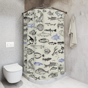Angler Enthusiast Duschvorhang, Angler Badezimmer Dekor, Geschenk für Angler, Handgezeichnetes Fisch Design, Schwarz & Weiß Angeln Thema