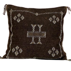 Brown Pillow Covers / Cactus silk Pillow / Handmade Moroccan Pillows/ Customizable Throw Pillow / Pillow Cases / 18x18 Inch / Free Gift