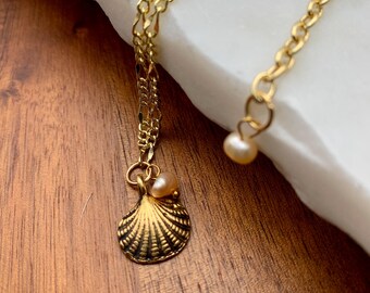Handmade 18k Gold Plated Seashell Necklace, Freshwater Pearl Charm