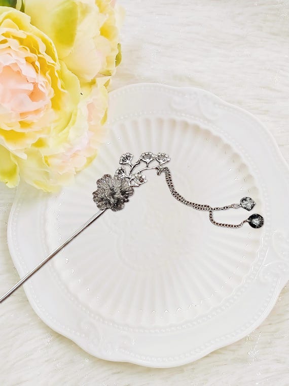 Elegant Vintage Silver Hair Pins,crystal Flowers and Pearl  display picture 2