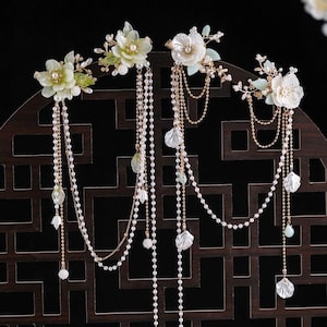 Floral Pearl Tassel Hair Clip, Vintage Palace Style.