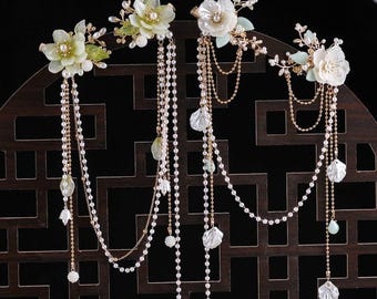 Floral Pearl Tassel Hair Clip, Vintage Palace Style.