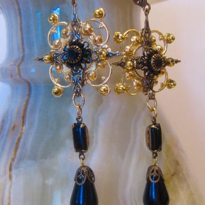 Clarice Orsini de Medici Earrings image 6