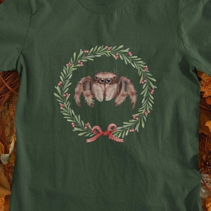 Festive Jumping Spider Santa Tee - Perfect Gift for Arachnologists and Spider Lovers - Insect Shirt in Plus Sizes, Cute Spider for Christmas