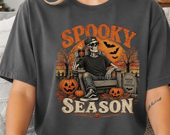 Spooky Season Shirt, Vintage Skeleton Halloween Tee, Retro Funny Pumpkin Graphic Top, Skeleton Shirt for Men and Women, Spooky Season Gift