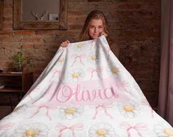 Custom Bow Blanket, Personalized Pink Blanket, Birthday Gift, Gift for family and Friends, Blanket for Girl, Coquette Style, Gift for Girl