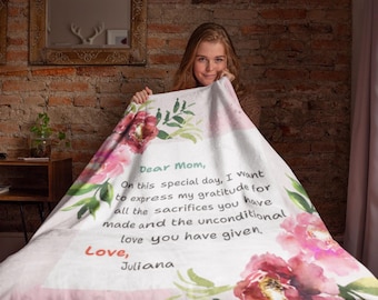 Personalized Mom Blanket, Letter Blanket Personalized for Mom, Mother's Day Gifts, Mother's Day blanket, Mom Gifts from Daughter, Gift Mom