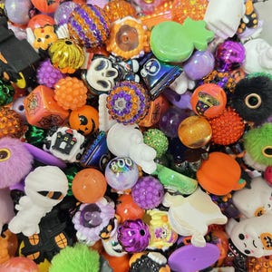 Spooky Halloween Bead Mix: Acrylic Beads for Beadable Pens