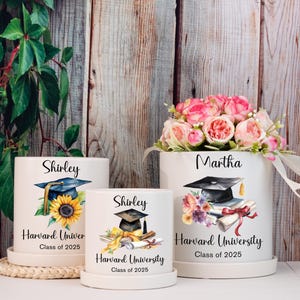 Custom Ceramic Plant Pot,Personalised Class of 2025 Floral Pot,Outdoor Flower Pot,Graduation Gifts for Son Daughter Girl,Masters Degree Gift
