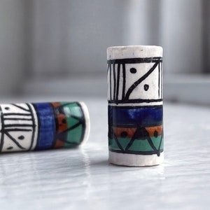 Hand Painted Peruvian Ceramic Porcelain Oval Green Blue Brown White Barrel Beads 18x10mm (6)