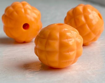 Orange Pointed Round Acrylic Pineapple Beads 17mm (10)