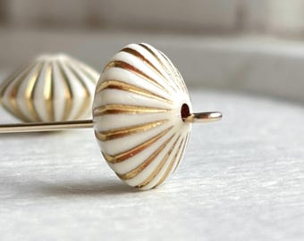 Contas de acrílico caneladas para pires em ouro marfim bicone 15 mm (14)