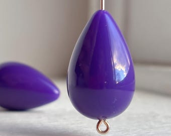 Vintage Purple Lucite Drop Beads Teardrops 28mm (4)