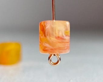 Gelb Orange marmorierte Acryl Quadrat Würfel Perlen 9 mm (16)