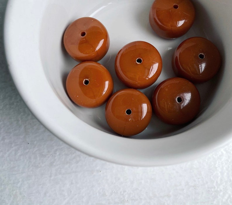 Vintage Lucite Brown Carnelian Camel Colored Saucer Donut Barrel Beads Chunky 23mm 4 West Germany image 5