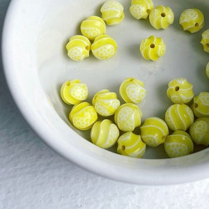 Acrylic Beads Yellow White Fluted Round Beads 12mm Speckled Beads 20 image 4