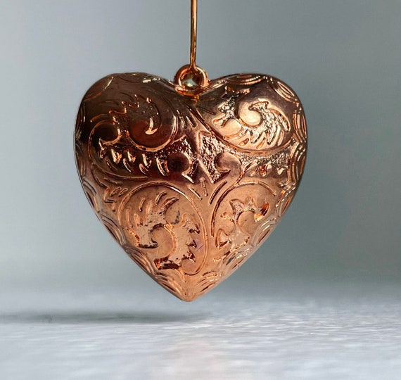 8 Love Heart Puffed Ornament
