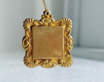 Vintage Raw Brass Square Pendant Frame Settings 25mm (2)