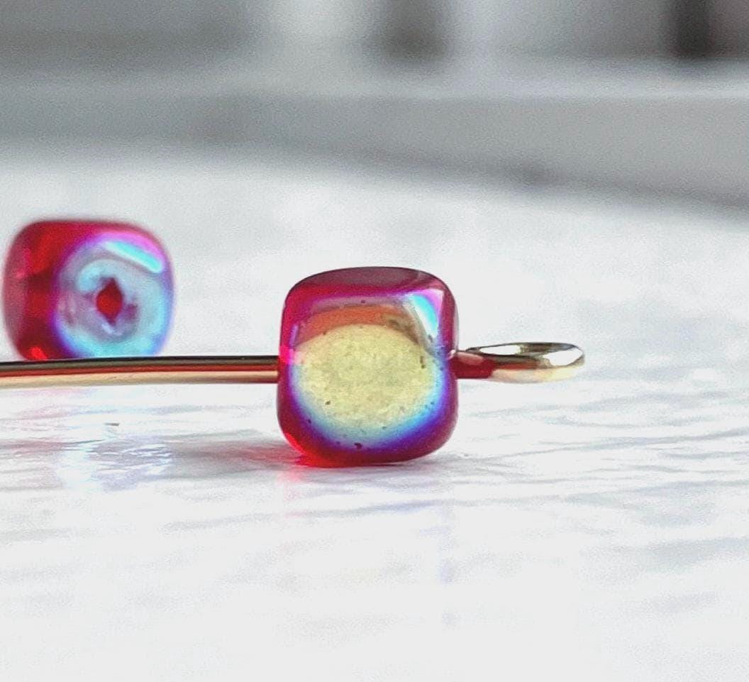 Pendentif ambre cerise de la Baltique : collier minimaliste en argent